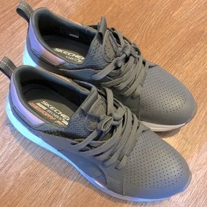 Skechers 95% new